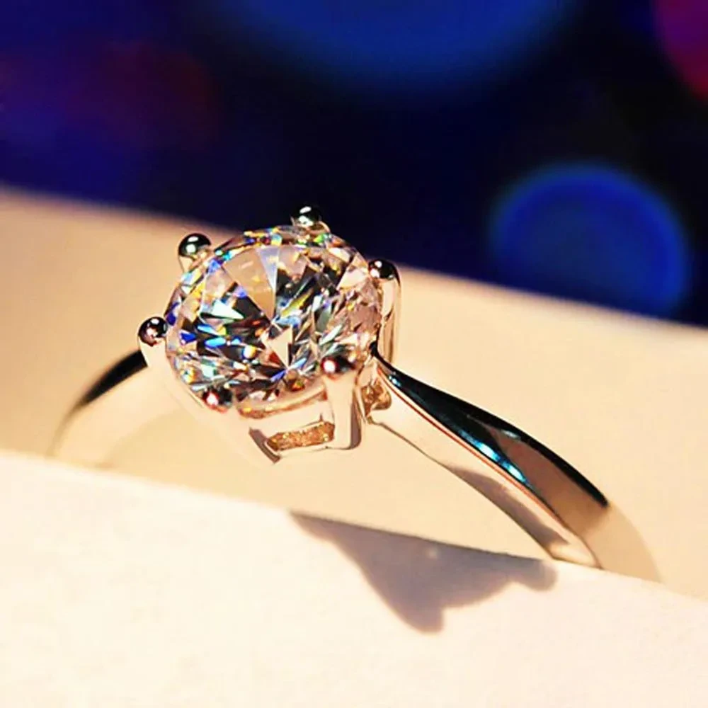 Beautiful Round Adjustable Diamond Cut Finger Ring