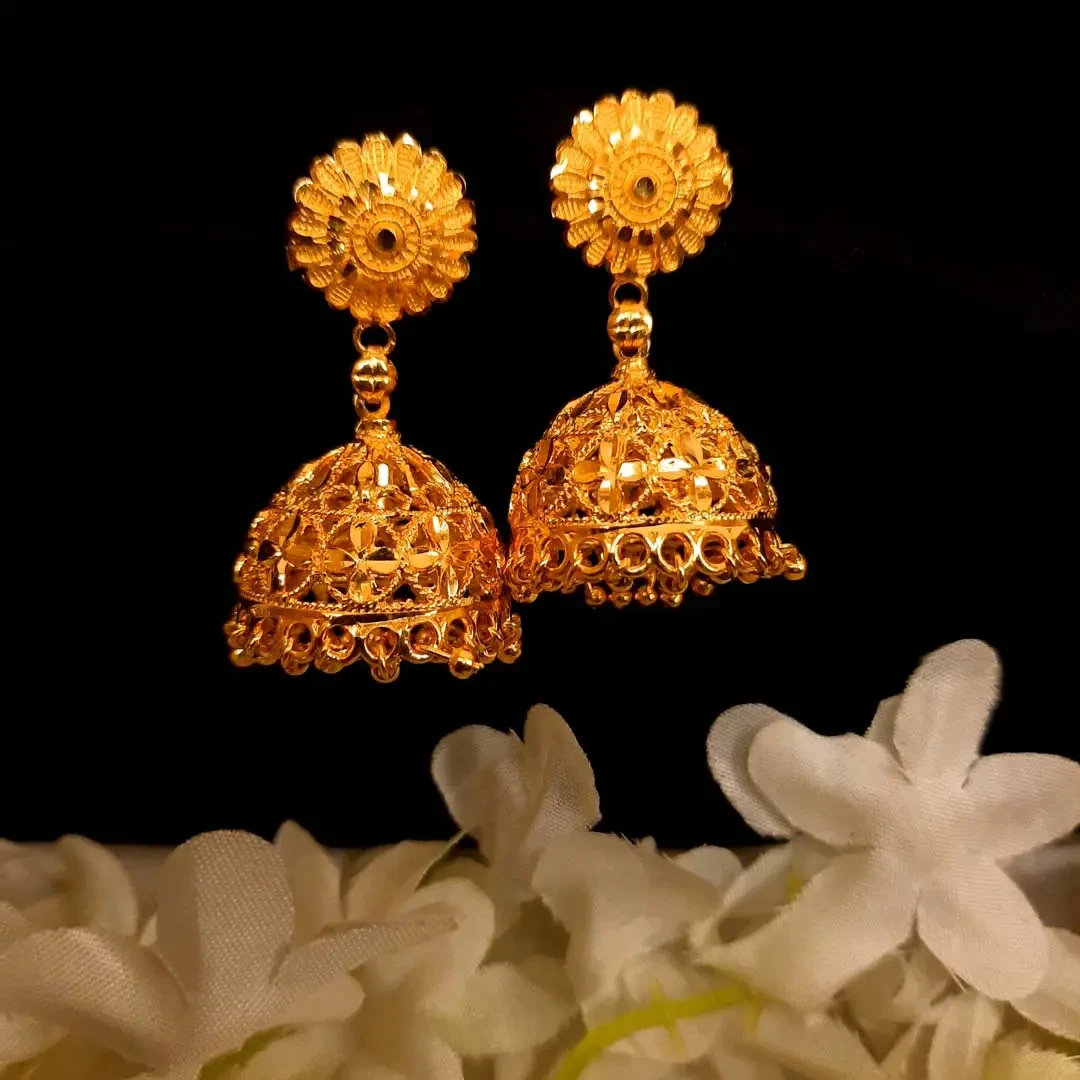 Gorgeous Gold Plated Jhumka 0