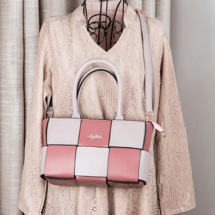 Gridline Glamour Lavender Shoulder Bag 3