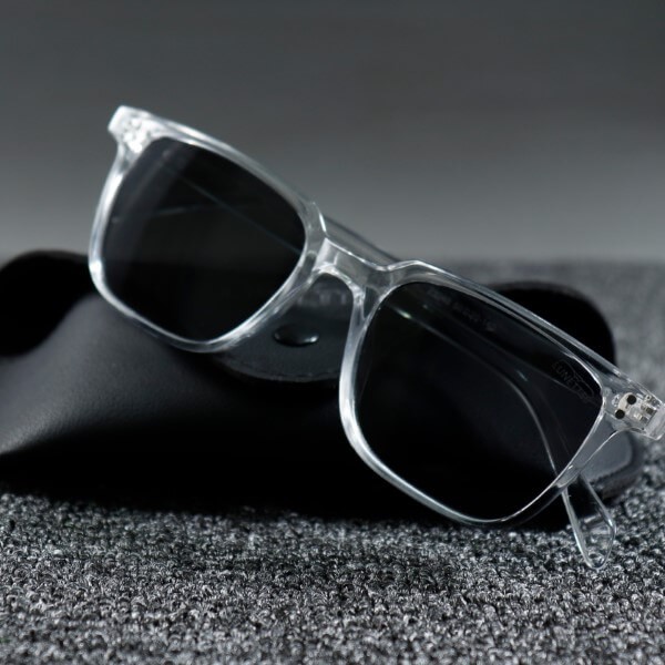 Pattinson Transparent Black 1