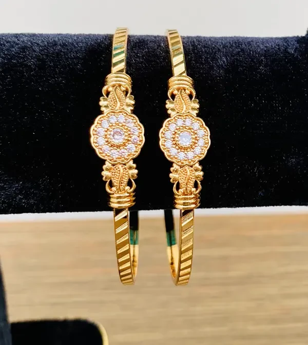 Buy Plain Finish Golden Bangles for Women 3