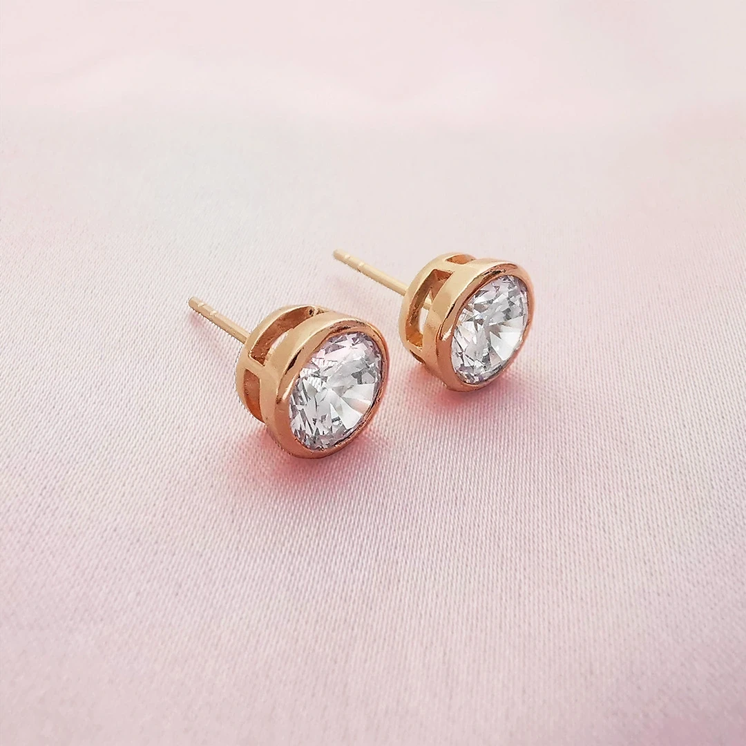 Circular Crystio Stud