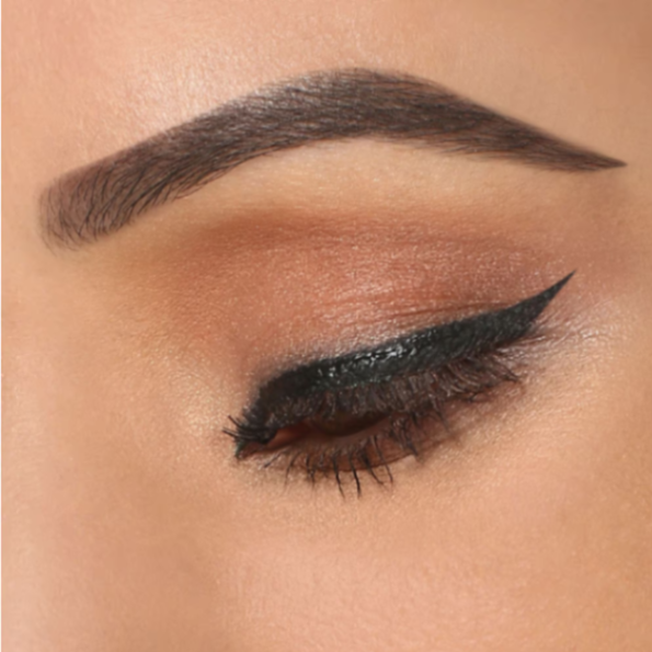 Lakme Ultimate Glam Eyeliner 1