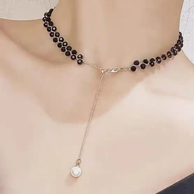 Cold style black crystal necklace with pearl ball 4