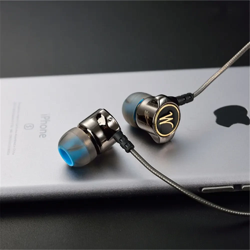 QKZ DM7 In Ear Headphone