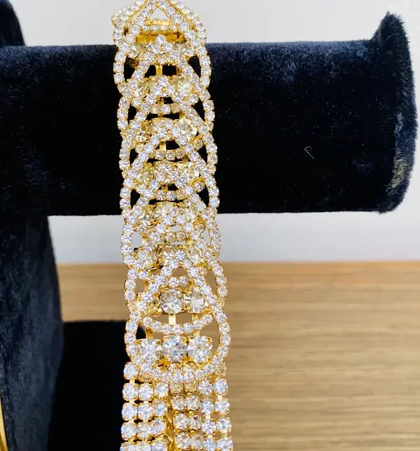 Buy Gold Birthstone Bracelet for Girls 1