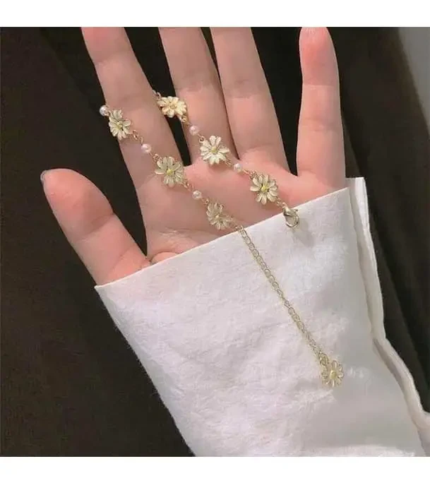 Japanese Sweet Simple Flower Daisy Bracelet For Girls 1