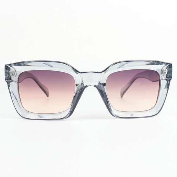 Mosture Gray Transparent Gradient