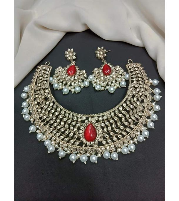 Beautiful and Party Collection Necklace For Girls and Women 1