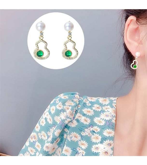 Green Crystal Gold Plated Pendant With Ring and Earrings 0